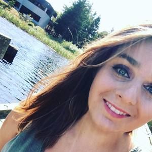 Meet your Posher, Abby